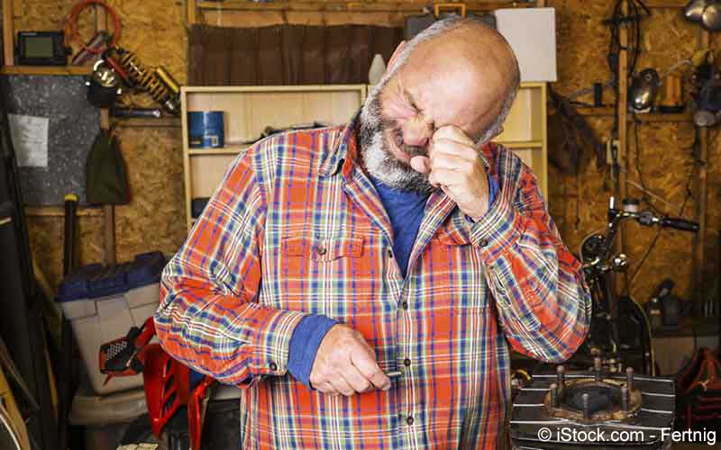 Augenverletzung bei der Arbeit Augenverletzung bei der Arbeit