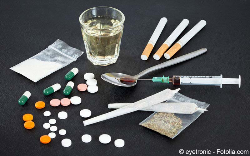Rauschgift Zigaretten Drogen Rauschgift Zigaretten Drogen